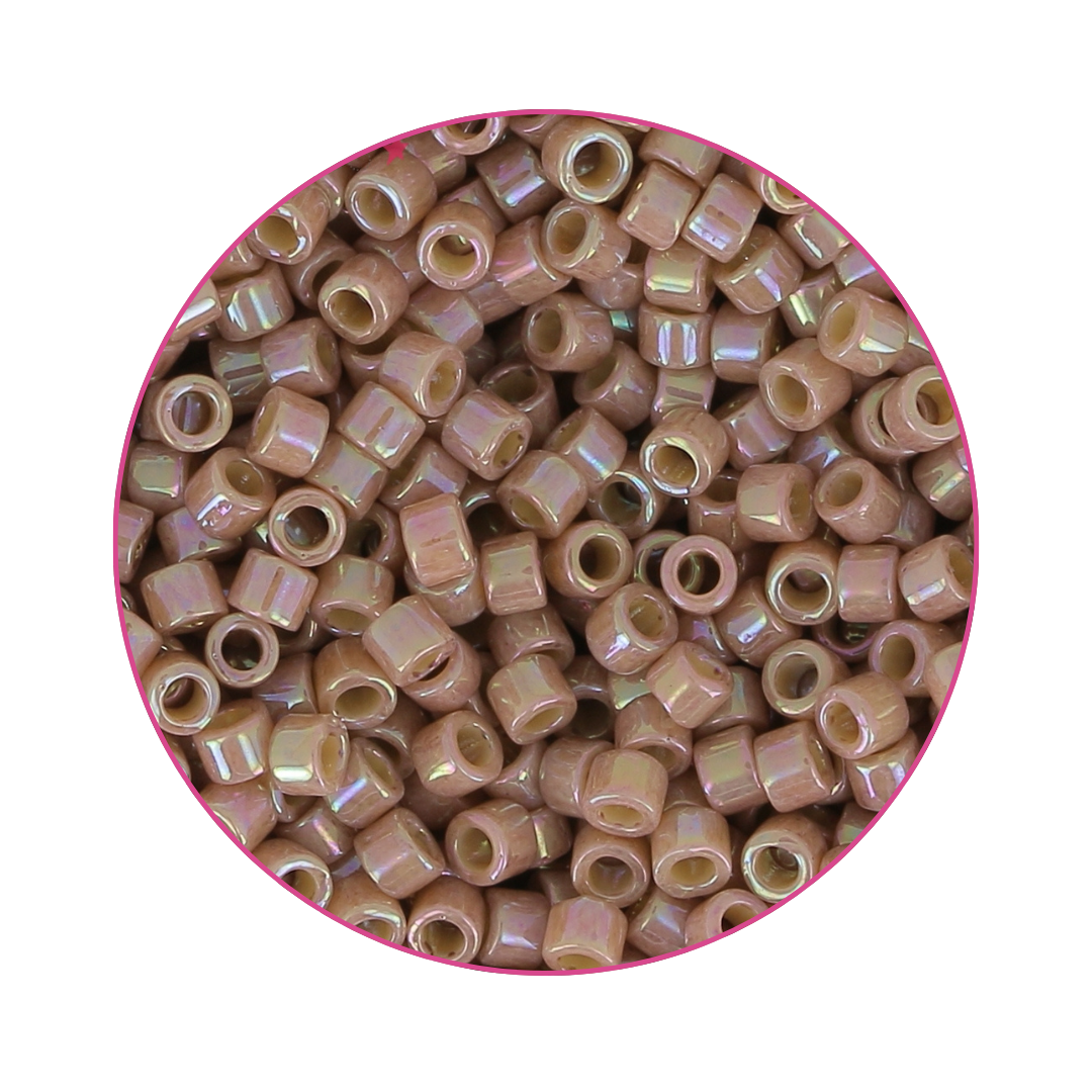 DB-2271 Miyuki Delica 11/0 Rosa Piel Glaseado